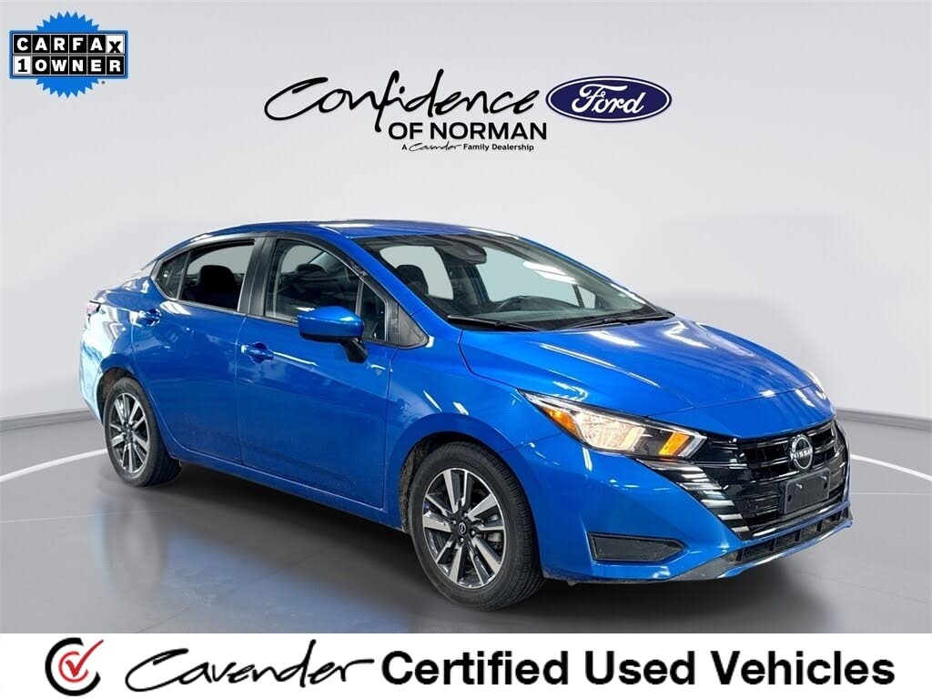 2023 Nissan Versa SV FWD