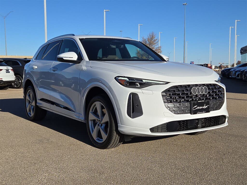 2025 Audi Q5 quattro Premium Plus 40 TFSI