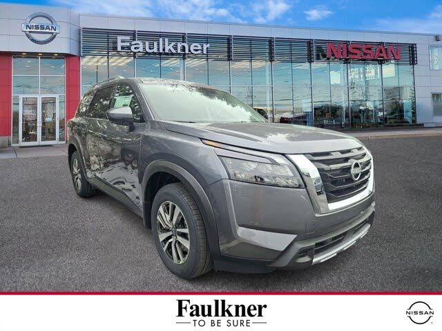 2025 Nissan Pathfinder SL 4WD