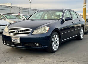 INFINITI M35 RWD