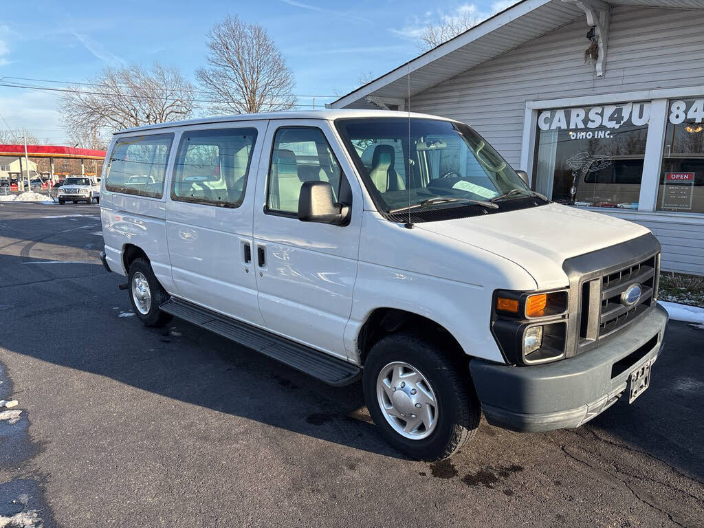 2011 Ford E-Series E-150 XL Passenger Van