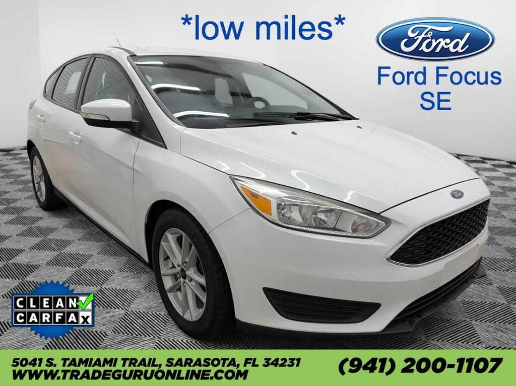 2015 Ford Focus SE Hatchback