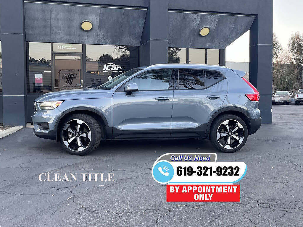 2020 Volvo XC40 T4 Momentum FWD