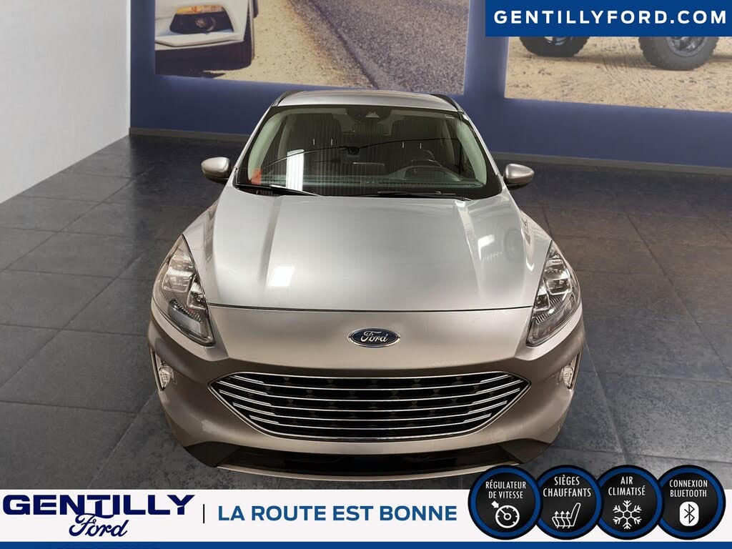 2022 Ford Escape Titanium AWD