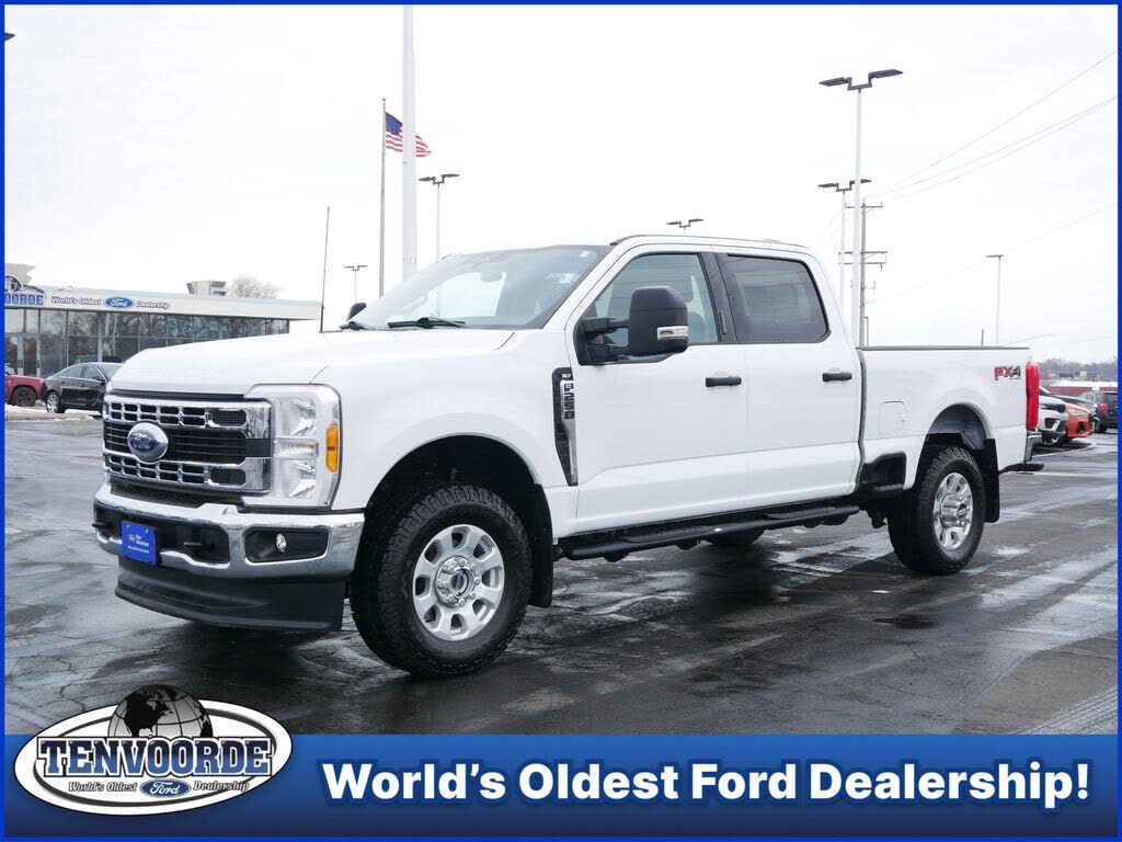 2023 Ford F-250 Super Duty XLT Crew Cab 4WD