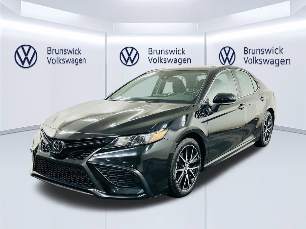 2023 Toyota Camry SE FWD