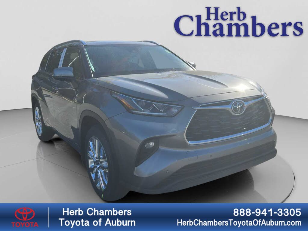 2025 Toyota Highlander Hybrid Limited AWD