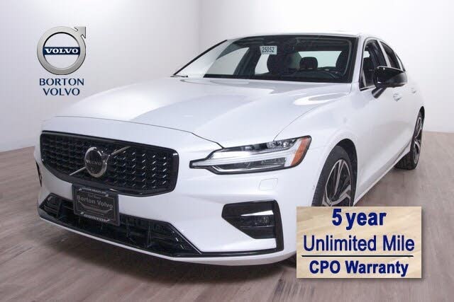 2025 Volvo S60 B5 Plus AWD