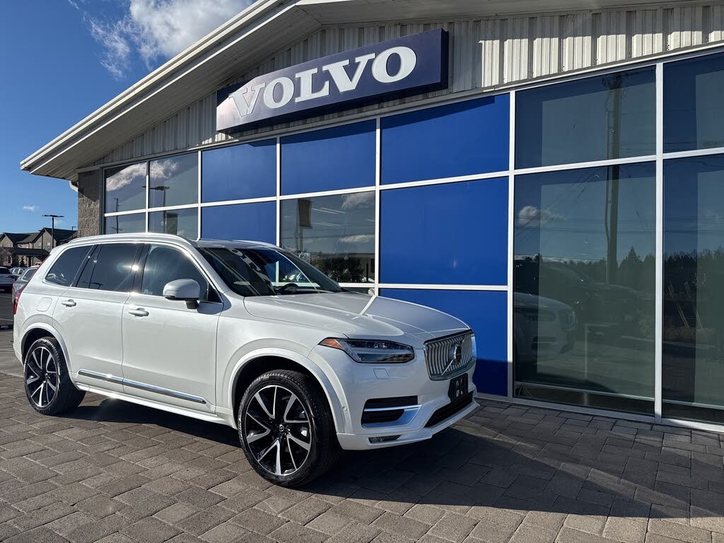 2025 Volvo XC90 B6 Plus Bright Theme 6-Passenger AWD