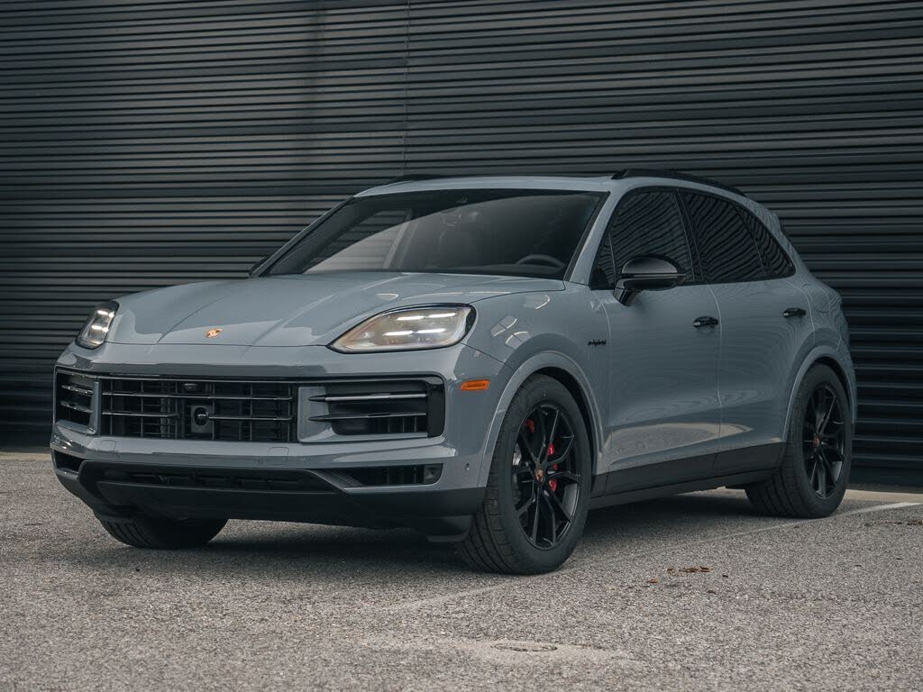 2026 Porsche Cayenne S AWD