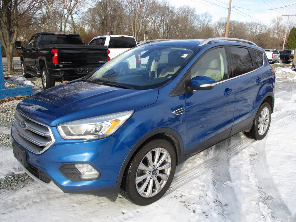 2017 Ford Escape Titanium FWD