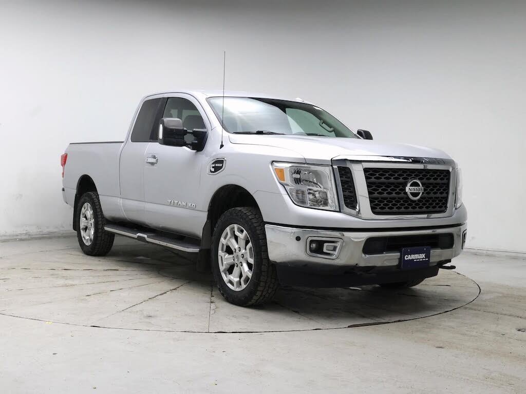 2017 Nissan Titan