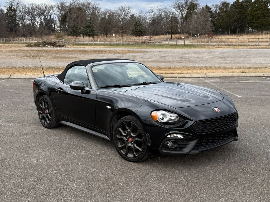 2020 FIAT 124 Spider Abarth