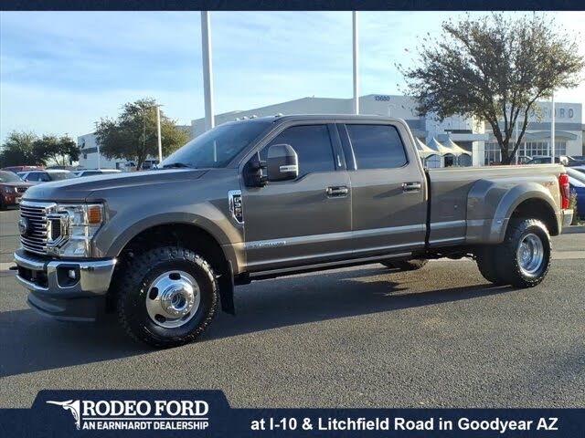 2022 Ford F-350 Super Duty Lariat Crew Cab LB DRW 4WD