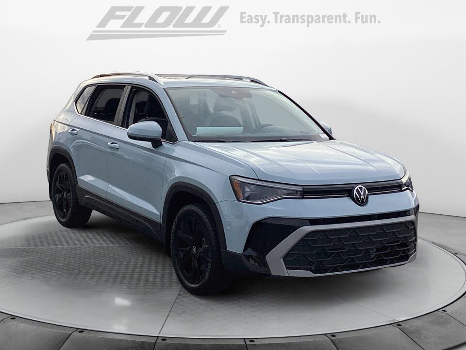 2026 Volkswagen Taos SE FWD