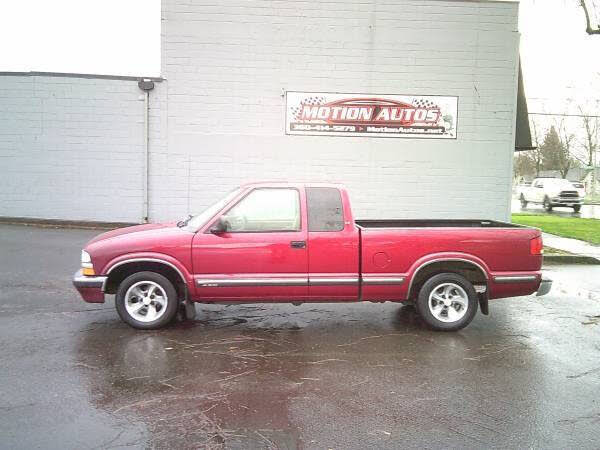 1998 Chevrolet S-10 LS Extended Cab RWD