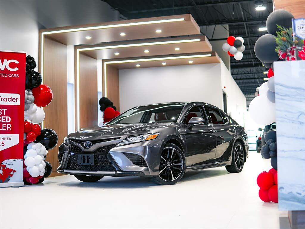 2020 Toyota Camry XSE FWD