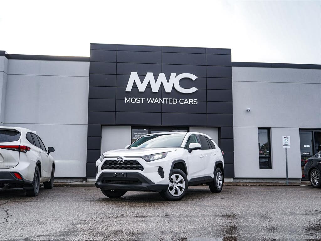 2022 Toyota RAV4 LE AWD