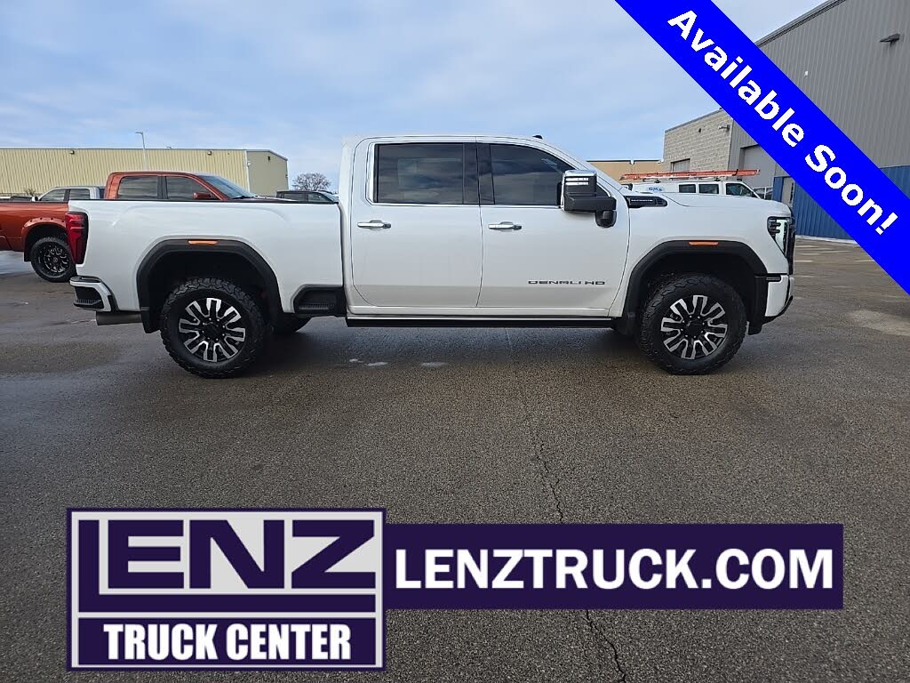 2025 GMC Sierra 2500HD Denali Ultimate Crew Cab 4WD