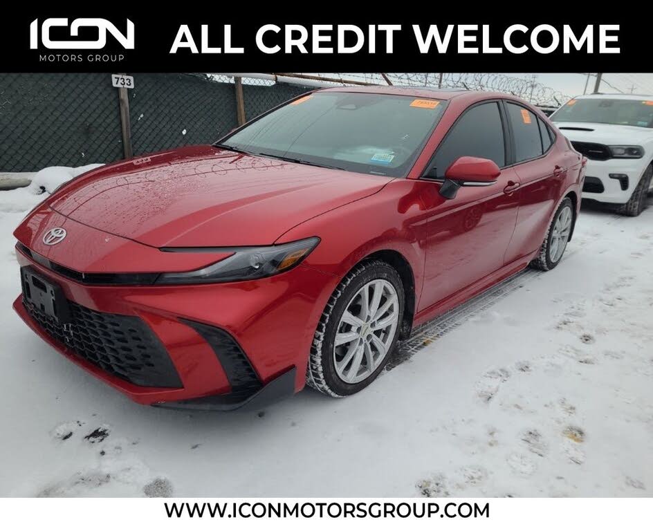 2025 Toyota Camry SE AWD