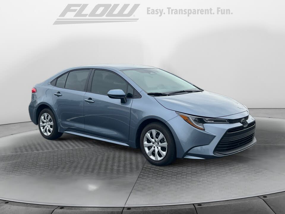 2025 Toyota Corolla LE FWD