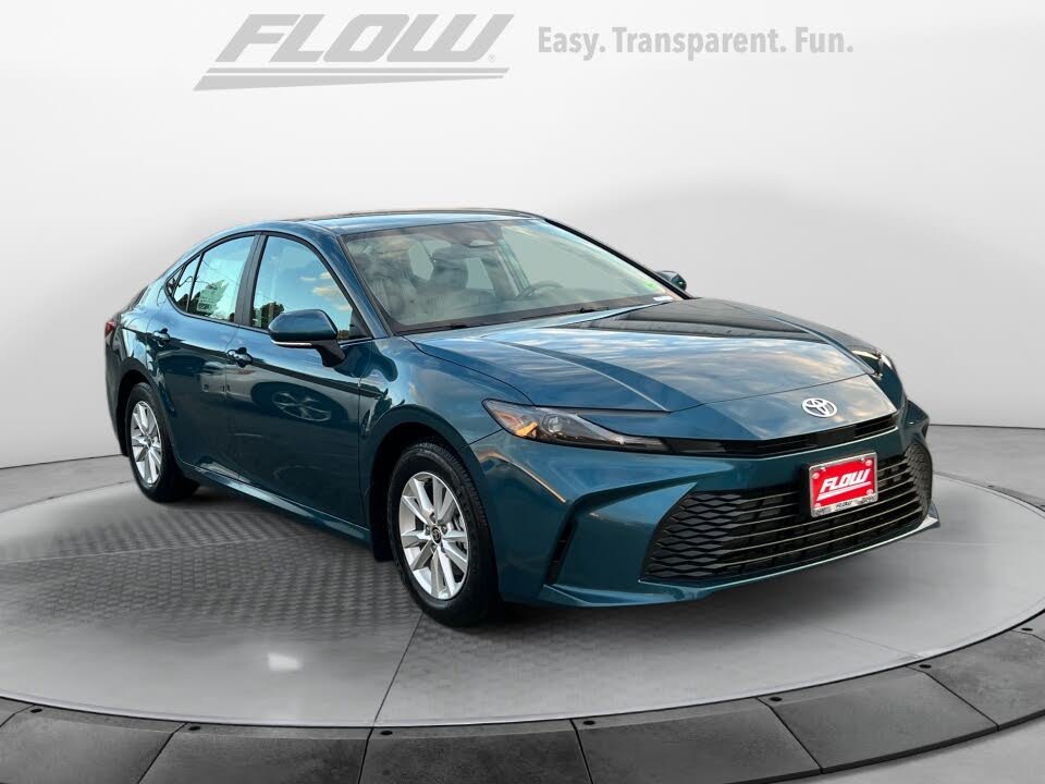 2026 Toyota Camry LE FWD