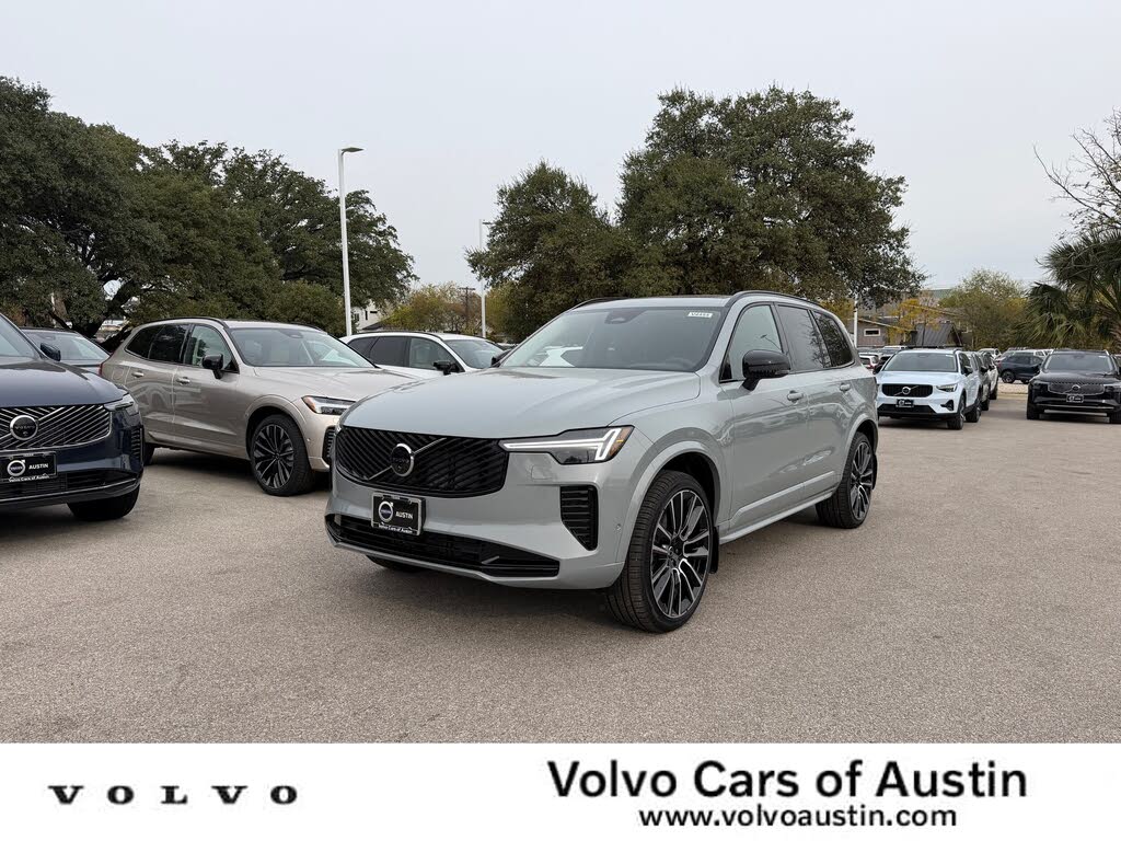 2026 Volvo XC90 B6 Ultra Dark 6-Passenger AWD
