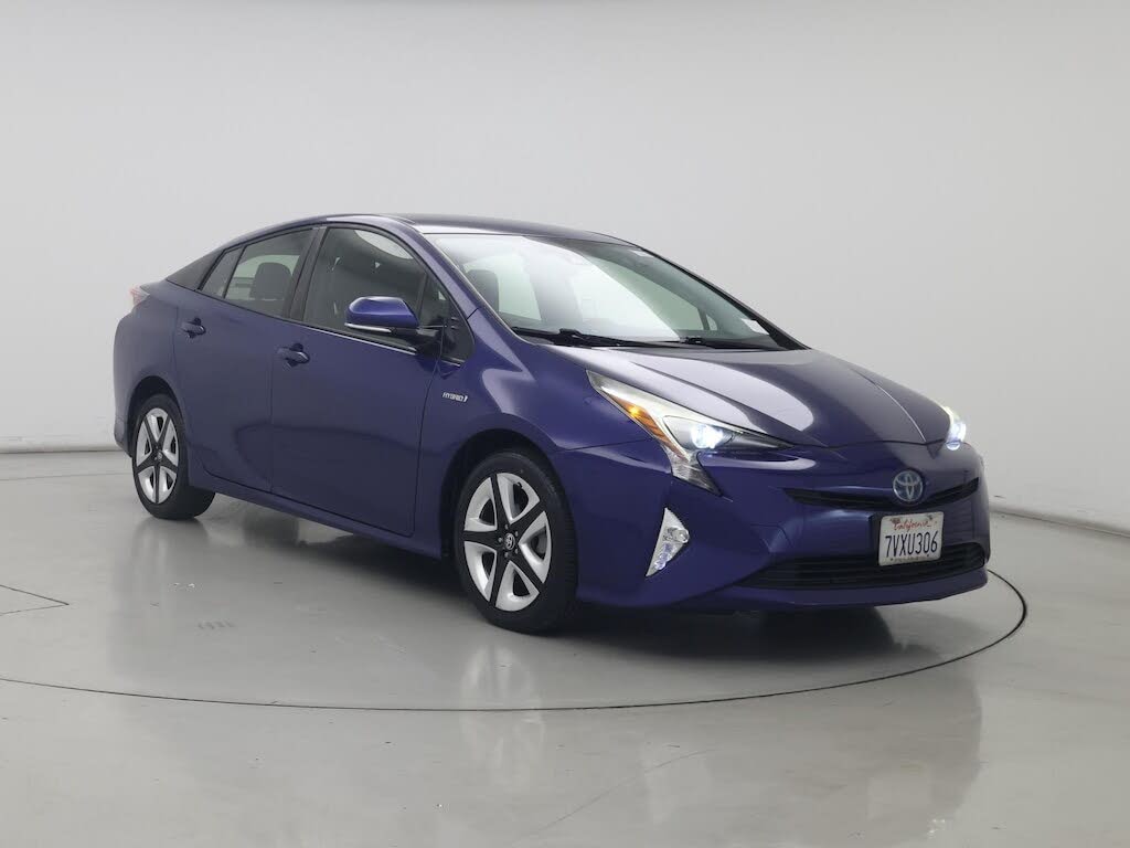 2016 Toyota Prius Four Touring FWD