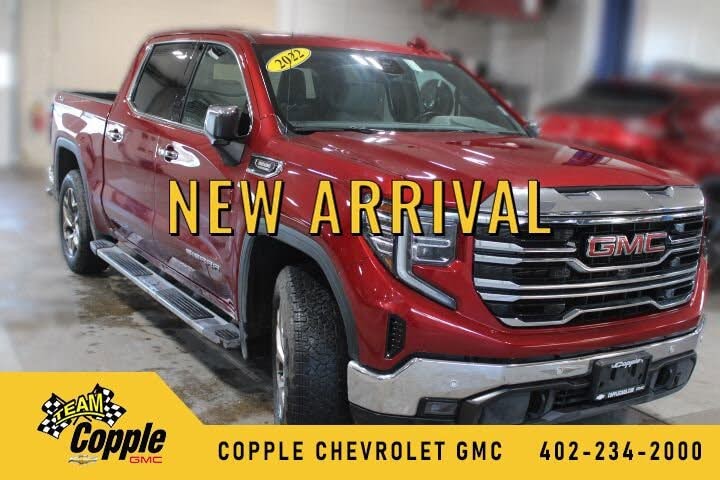 2022 GMC Sierra 1500 SLT Crew Cab 4WD