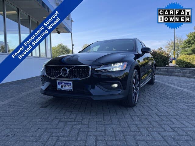2022 Volvo V60 Cross Country T5 AWD