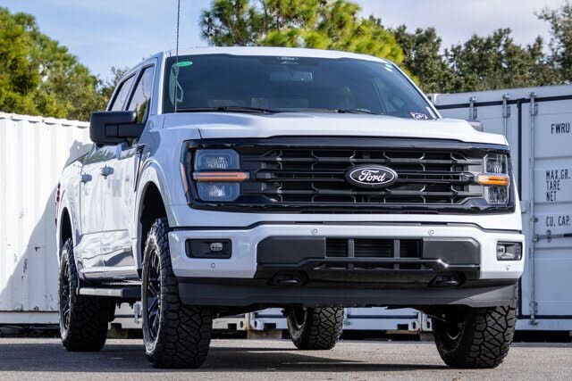 2025 Ford F-150 XLT SuperCrew 4WD