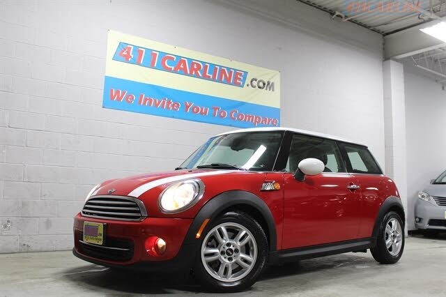 2013 MINI Cooper Hatchback FWD