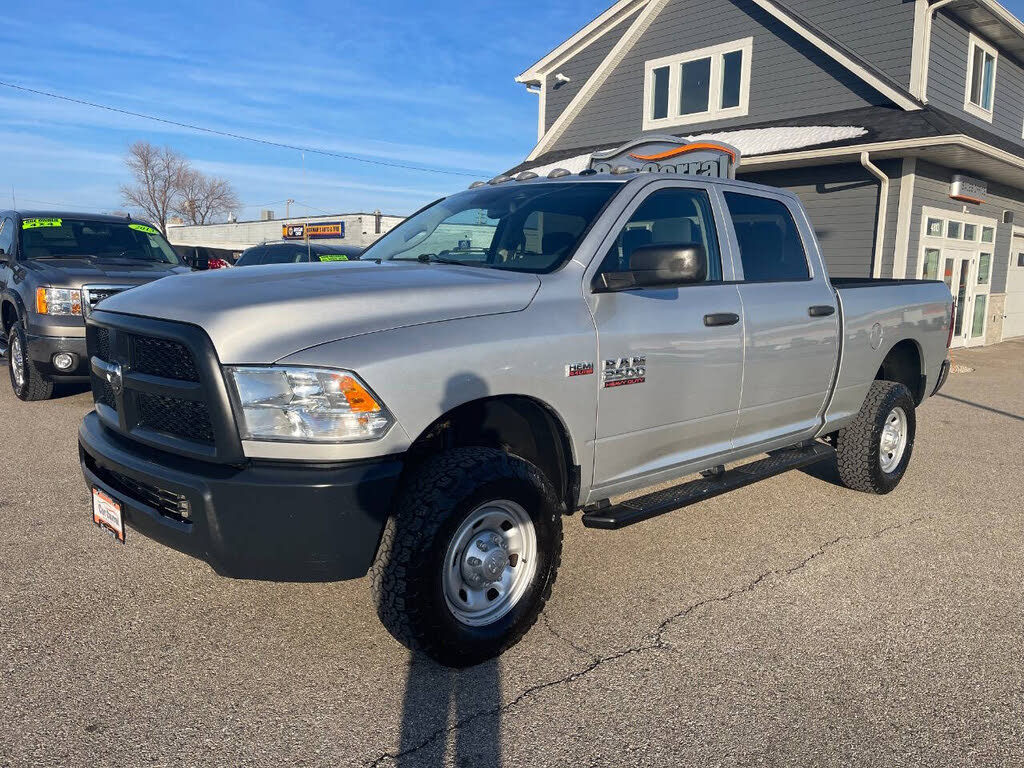 2014 RAM 2500 Tradesman Crew Cab 4WD