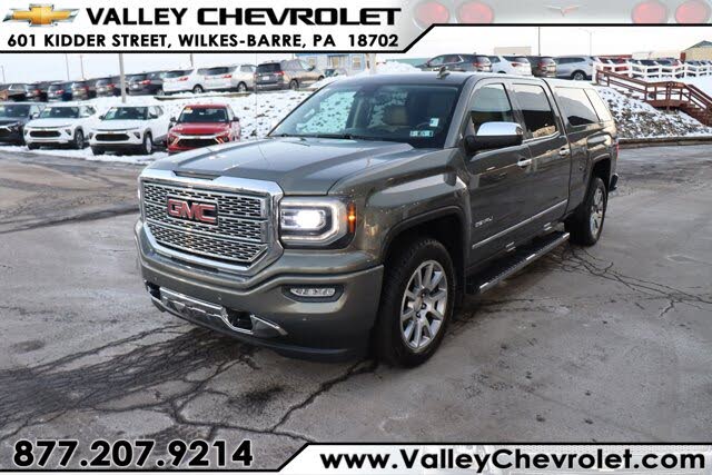 2017 GMC Sierra 1500 Denali Crew Cab 4WD