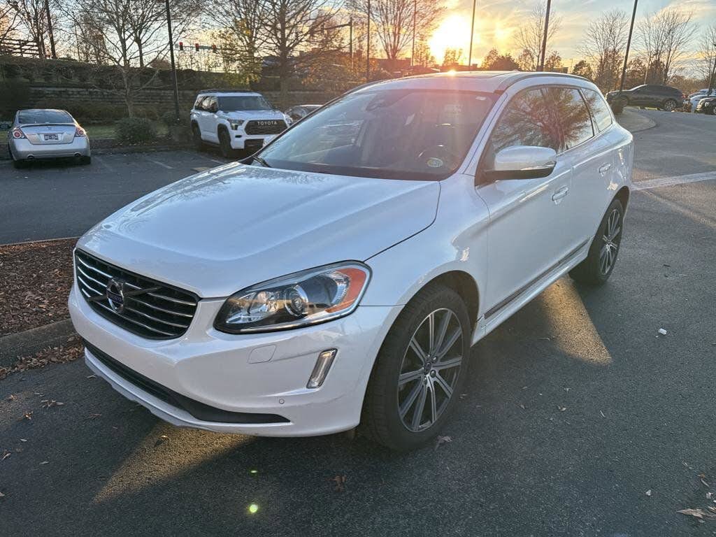 2017 Volvo XC60 T6 Inscription AWD