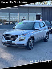 Hyundai Venue SEL FWD