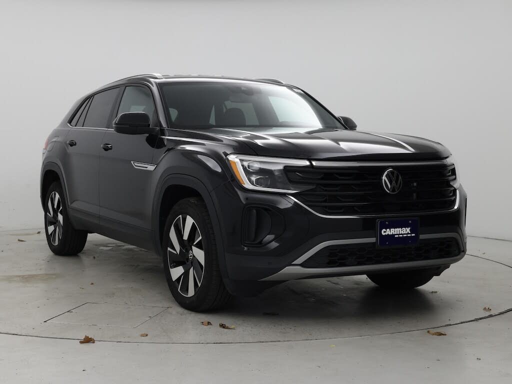 2025 Volkswagen Atlas Cross Sport SE 4Motion with Technology