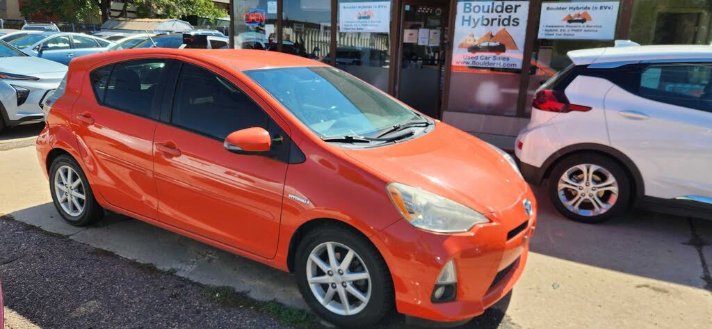 2013 Toyota Prius c Three