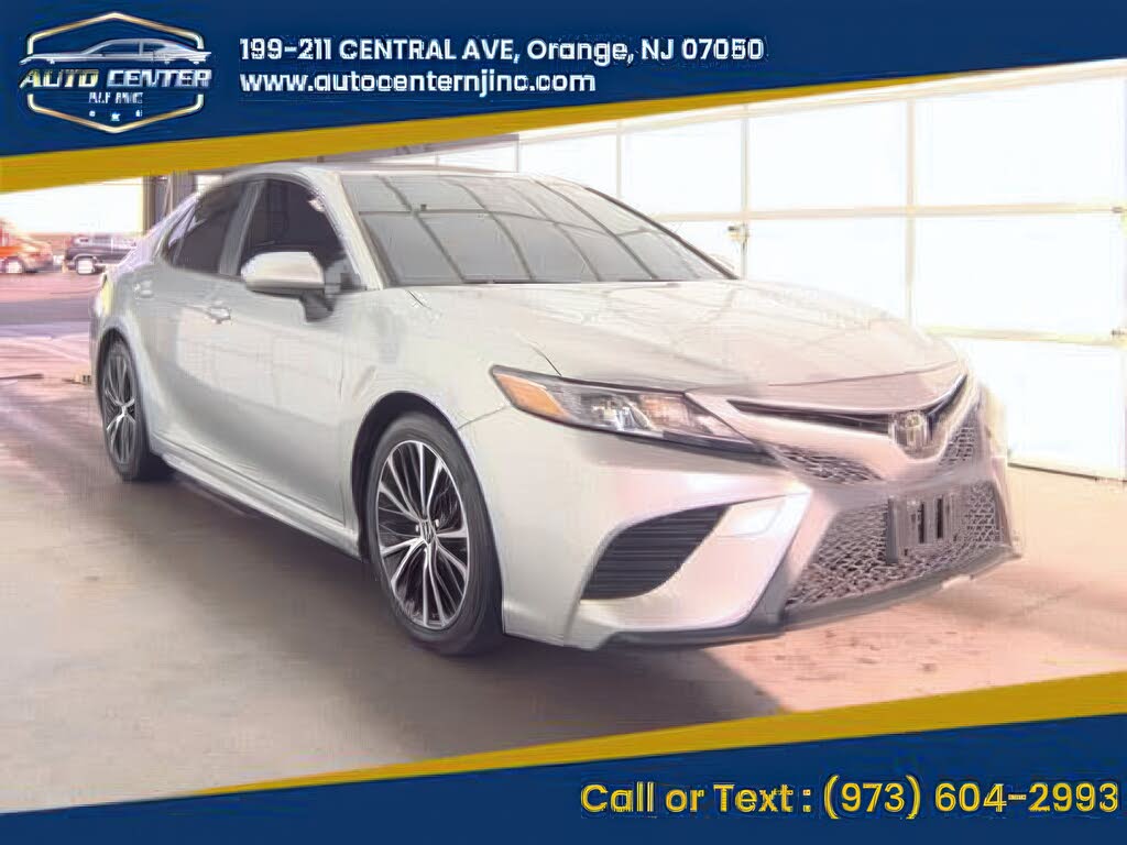 2018 Toyota Camry SE