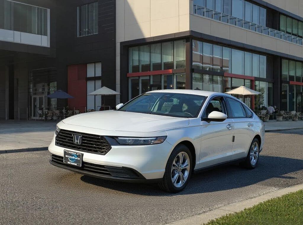 2025 Honda Accord LX FWD