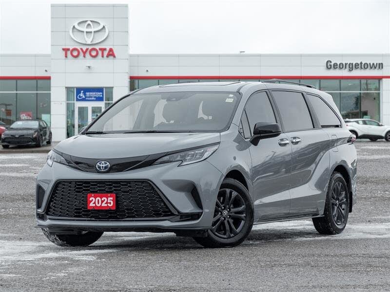 Toyota Sienna XSE 7-Passenger AWD 2025
