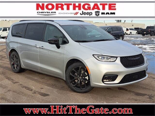 2026 Chrysler Pacifica Select FWD