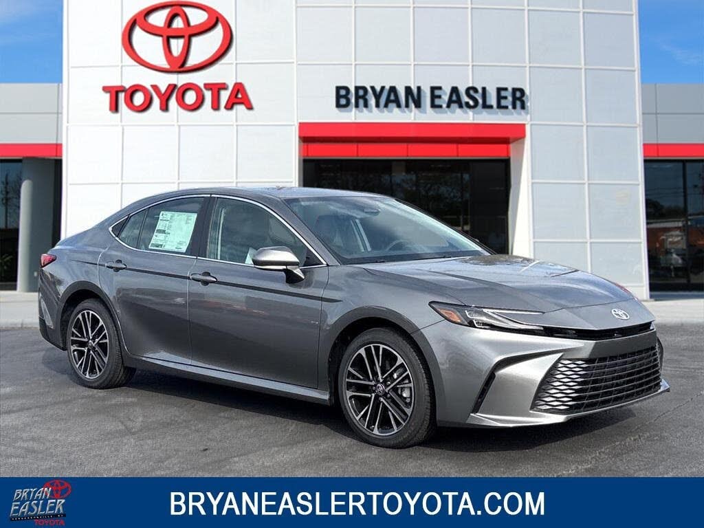 2026 Toyota Camry XLE FWD