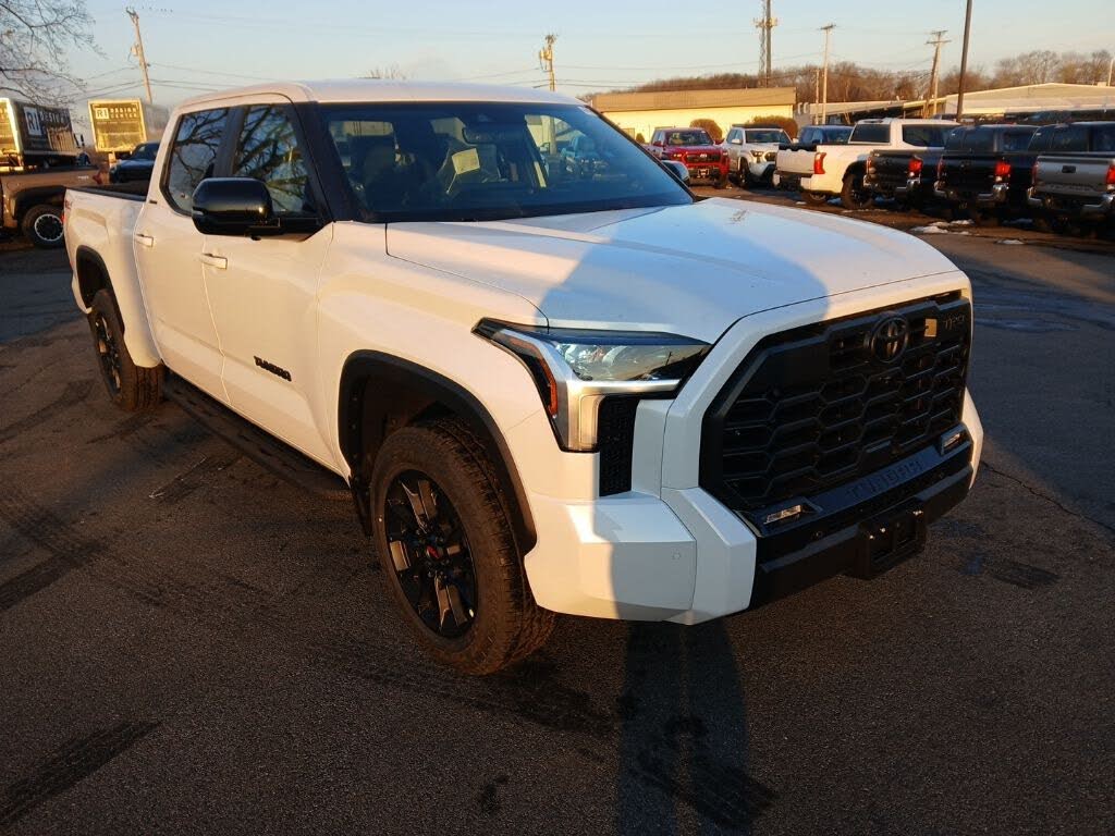 2026 Toyota Tundra Limited CrewMax Cab LB 4WD
