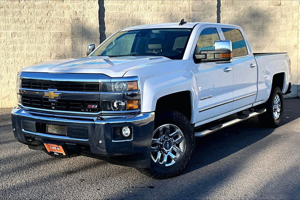 2015 Chevrolet Silverado 2500HD LTZ Crew Cab 4WD