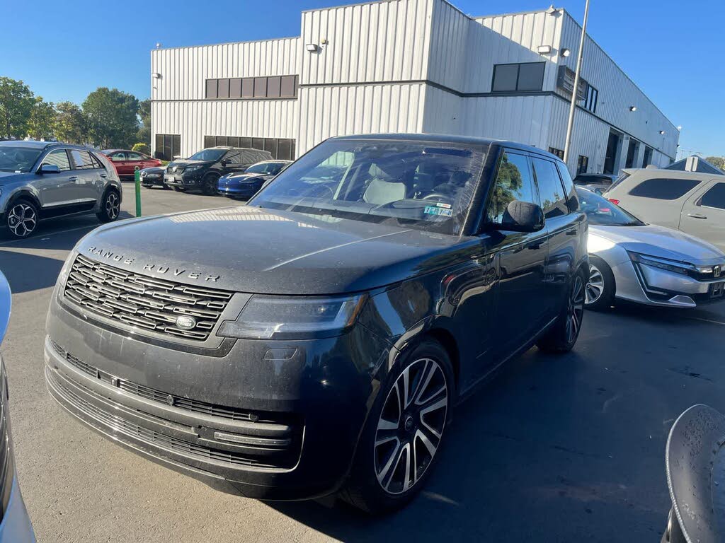 2023 Land Rover Range Rover P530 SE AWD