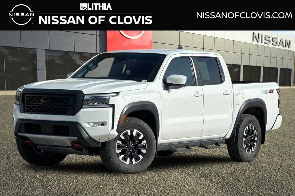 2023 Nissan Frontier PRO-4X Crew Cab 4WD