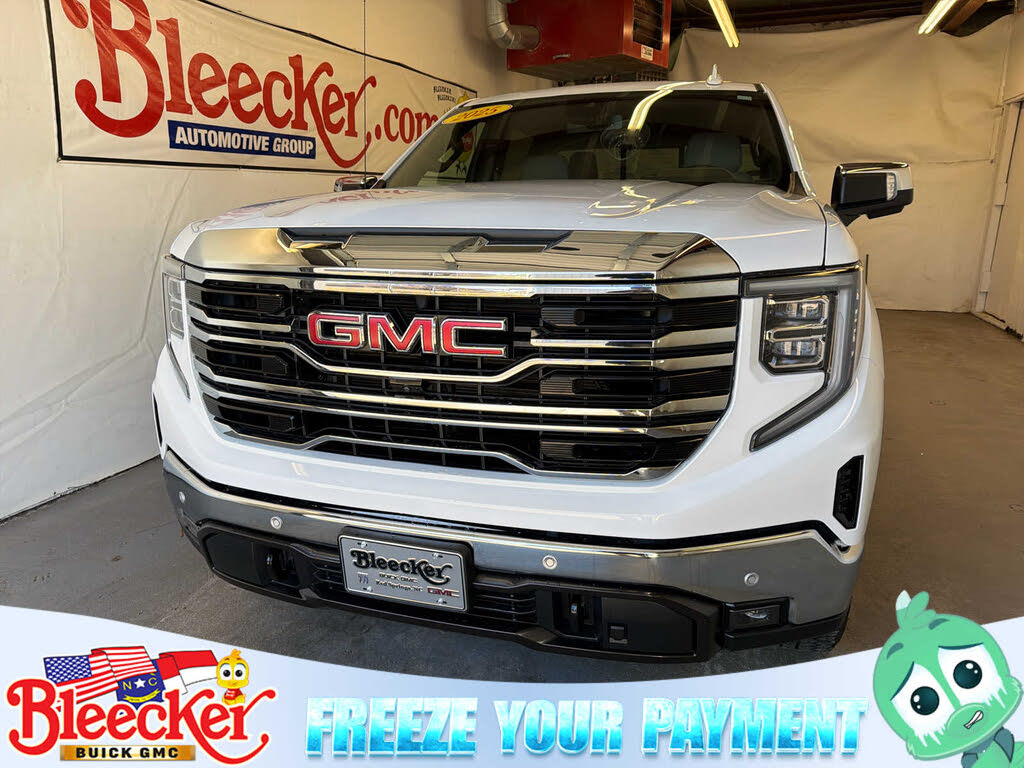 2025 GMC Sierra 1500 SLT Crew Cab 4WD