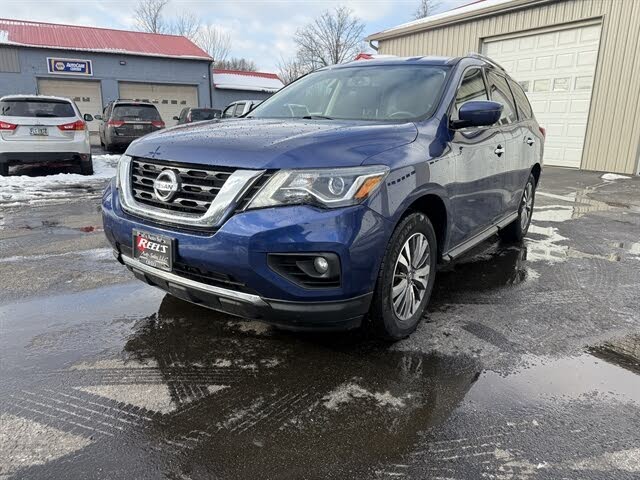 2018 Nissan Pathfinder SV 4WD