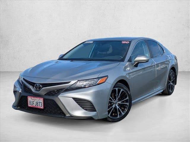 2020 Toyota Camry SE FWD